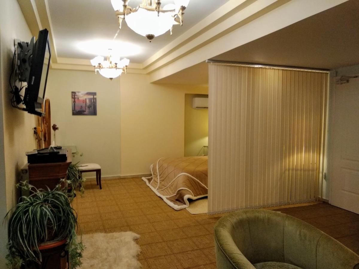 Wonderful Playroom Apartment Athena Bagian luar foto