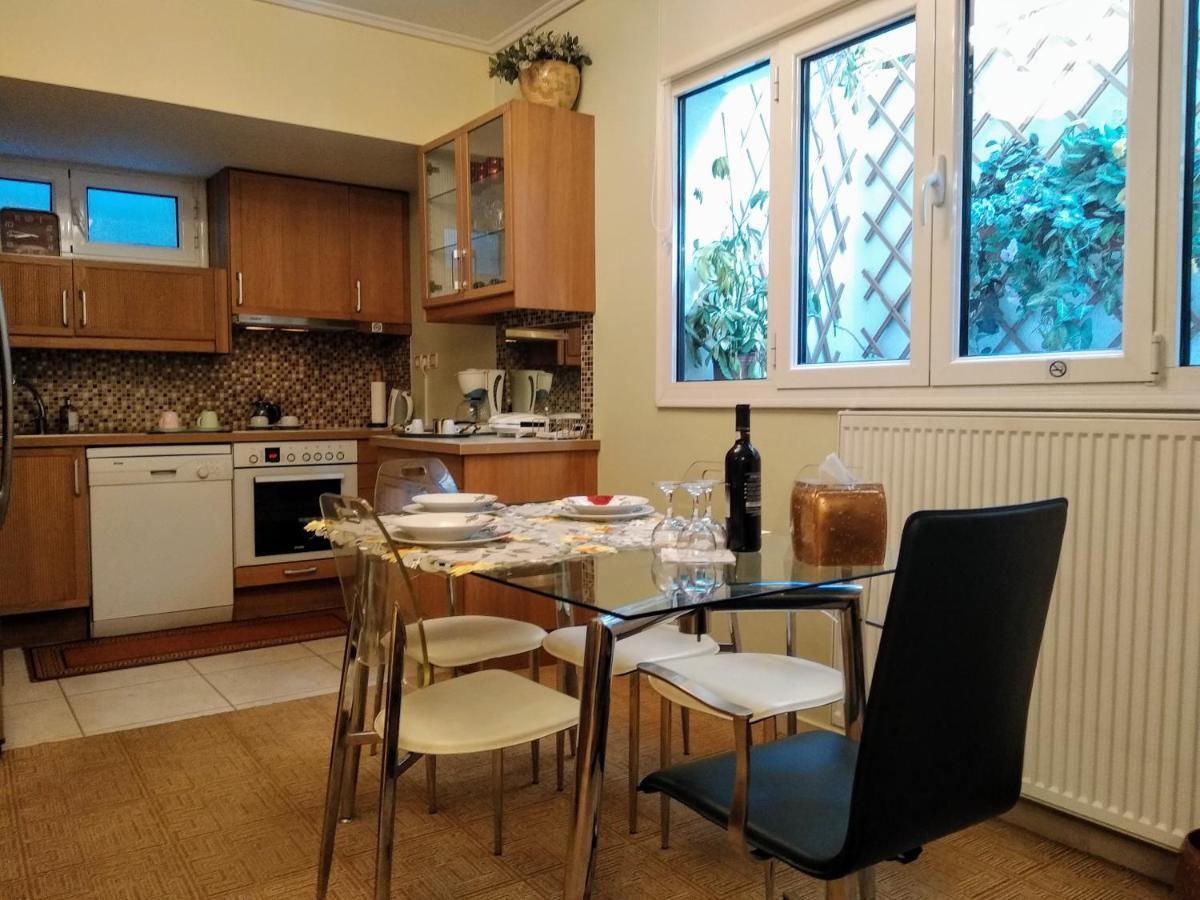Wonderful Playroom Apartment Athena Bagian luar foto