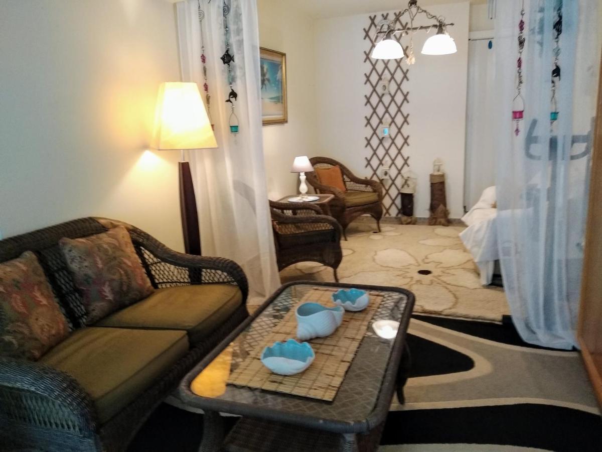 Wonderful Playroom Apartment Athena Bagian luar foto
