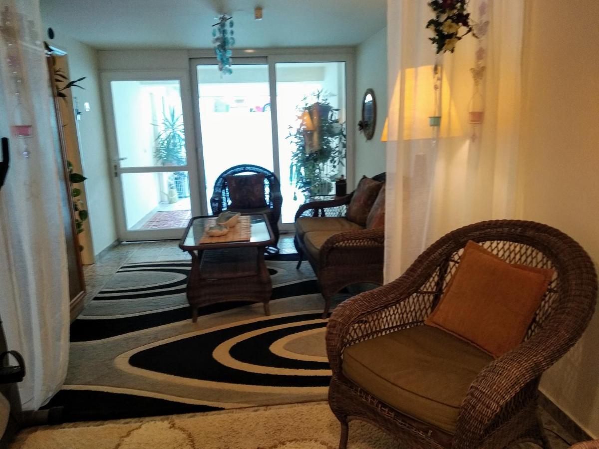 Wonderful Playroom Apartment Athena Bagian luar foto